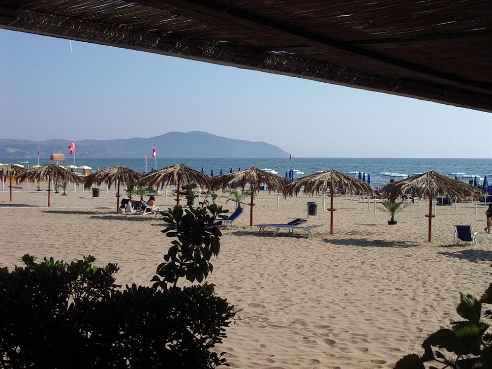 Baia Del Sole Hotell Paestum Eksteriør bilde
